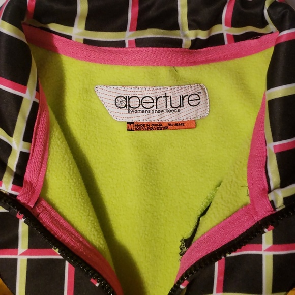 Aperture Pink, Green and Black Snow Fleece - S - Picture 7 of 8